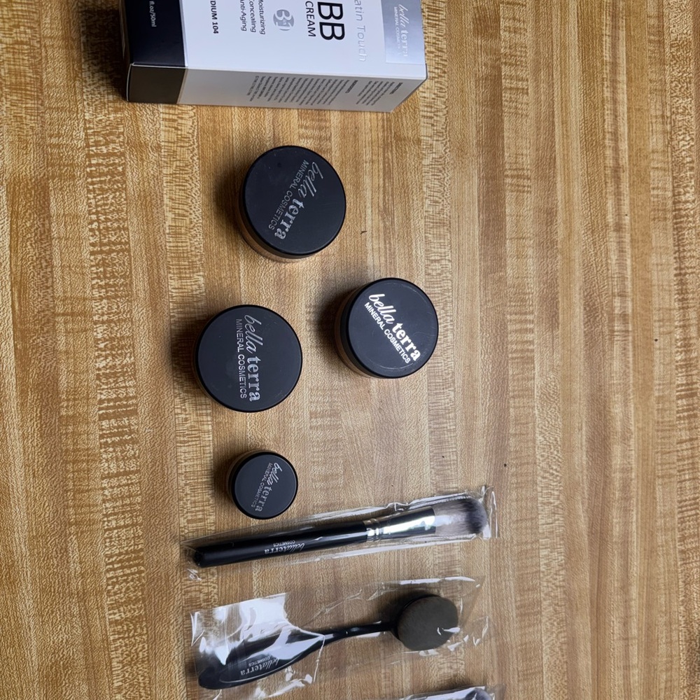 Bella Terra Mineral Makeup